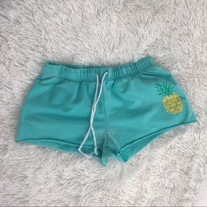 COTTON CUT SHORTS W/ PINAPPLE PRINT